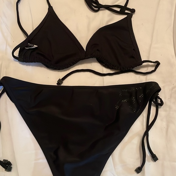 Rare fox bikini - Picture 2 of 2